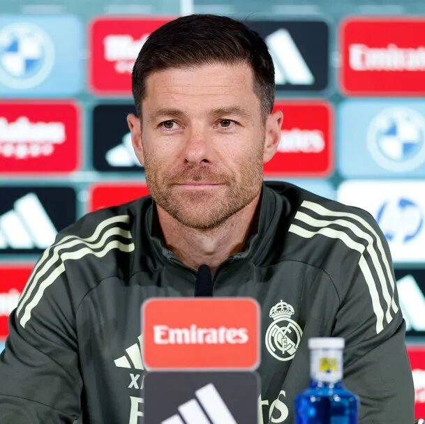 英超赛程吃紧，毕尔巴鄂竞技转会期调整名单，目标明确，资深球员宣示担当(英超转会球员一览表)